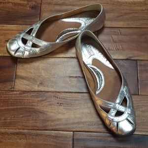 Born Keynes Silver Flats